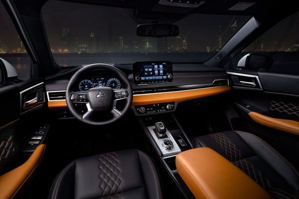 22MY_OL_LHD_MV_interior-b_Combi_Inpane 22MY_OL_LHD_MV_interior-b_Combi_Inpane