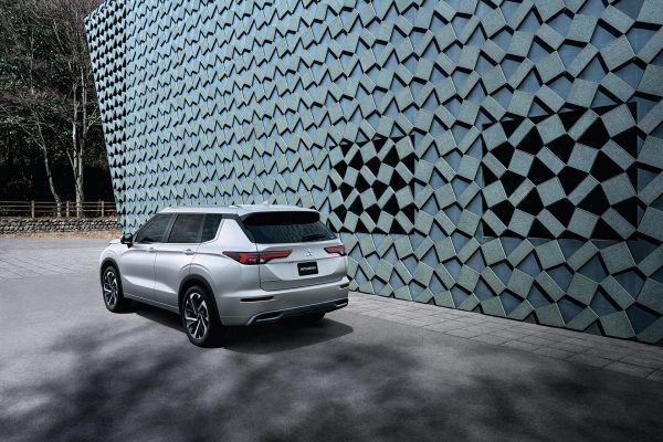 22MY_OL_MDE_24_mitsubishi_motors2_B 22MY_OL_MDE_24_mitsubishi_motors2_B