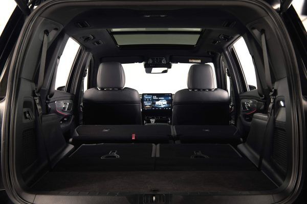 3_Interior