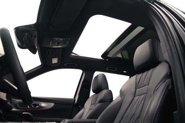 8_Interior