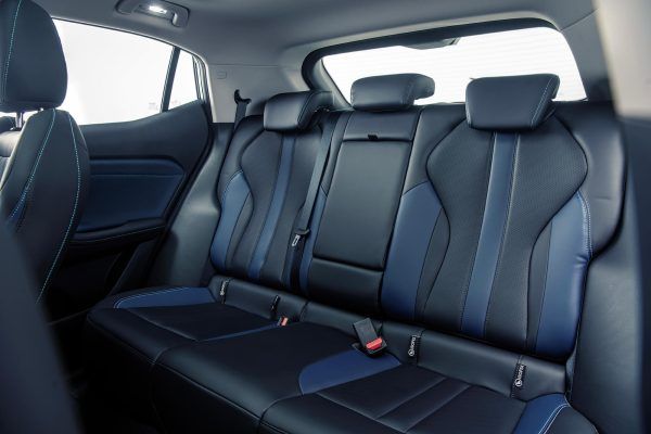 Emzoom_interior_1