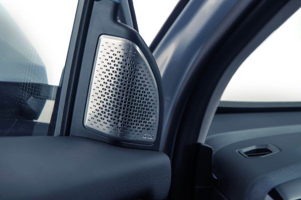 Emzoom_interior_10