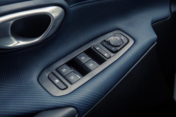 Emzoom_interior_4