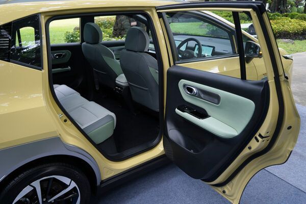GAC-AION-Y-Plus-Interior-10