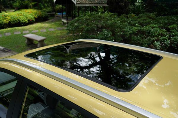 GAC-AION-Y-Plus-Panoramic-Roof