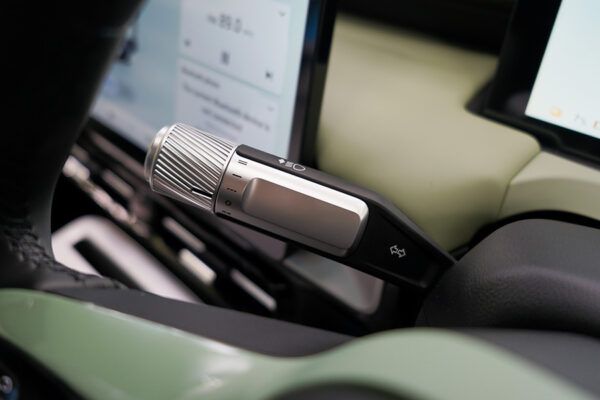 GAC-AION-Y-Plus-Turnsignal-Controller-1